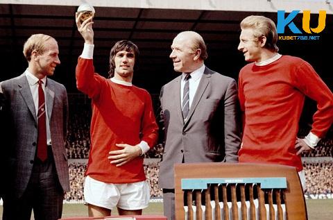 Kỷ Nguyên Sir Matt Busby: Nền Móng Vững Chắc và "Busby Babes"